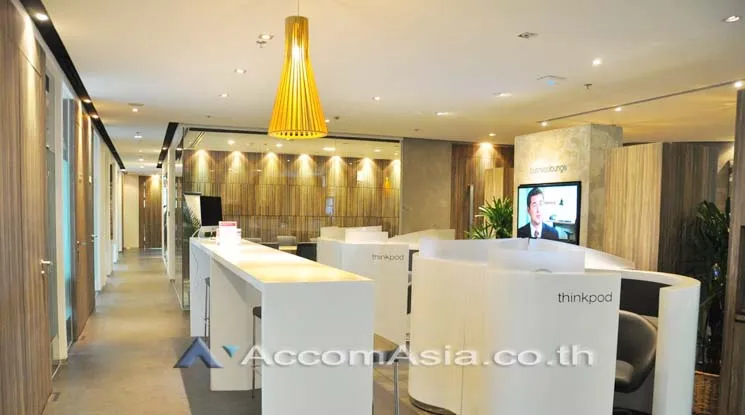 unit Office space For Rent in Silom, Bangkok  near BTS Sala Daeng (AA16607)